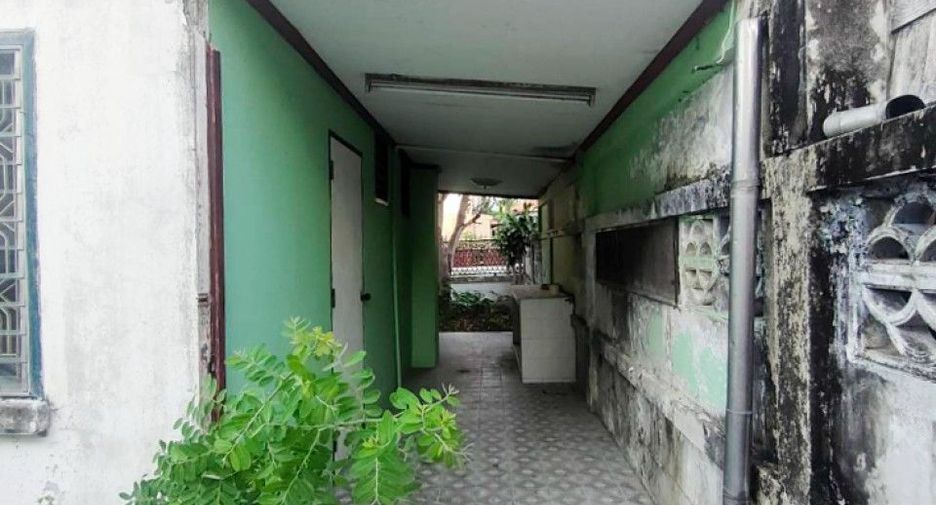 For sale 4 bedrooms house in Min Buri, Bangkok