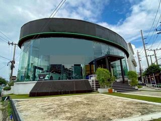 For rent retail Space in Huai Khwang, Bangkok