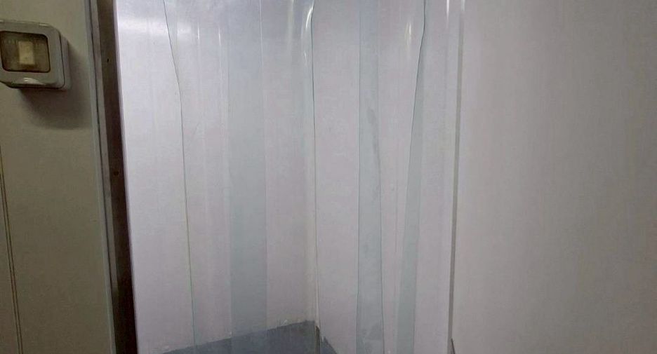 For rent and for sale 4 bedrooms townhouse in Khlong Toei, Bangkok