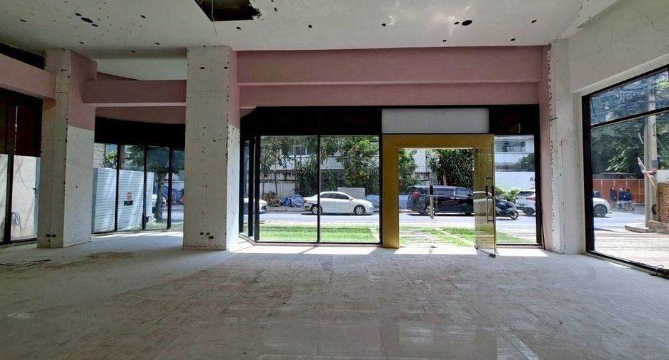 Local comercial en alquiler en Khlong Toei, Bangkok