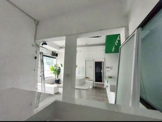 Аренда торговое помещение в Щаттхана, Бангкок