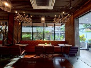 For rent retail Space in Khlong Toei, Bangkok