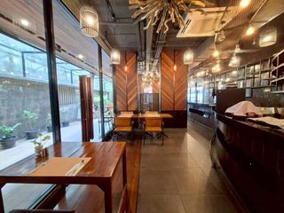 For rent retail Space in Khlong Toei, Bangkok