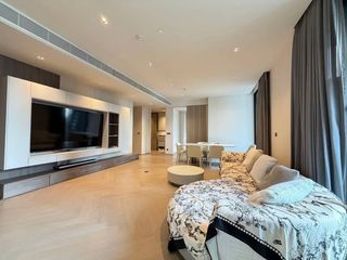 For rent and for sale 4 bedrooms condo in Sathon, Bangkok
