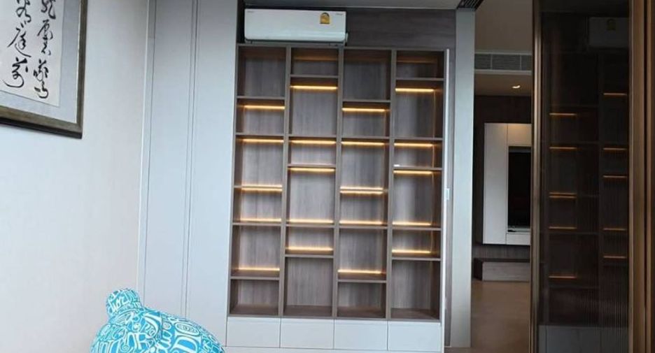 Аренда и продажа 4 спальни кондо в Сатхон, Бангкок