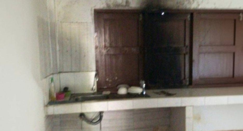 For sale 2 bedrooms townhouse in Tha Sae, Chumphon