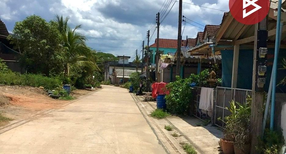 For sale 2 bedrooms townhouse in Tha Sae, Chumphon