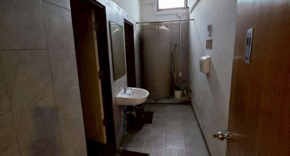 For rent retail Space in Sathon, Bangkok