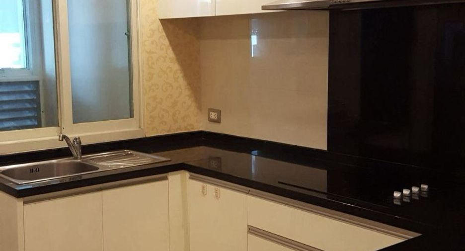 For rent 3 bedrooms condo in Bang Kho Laem, Bangkok