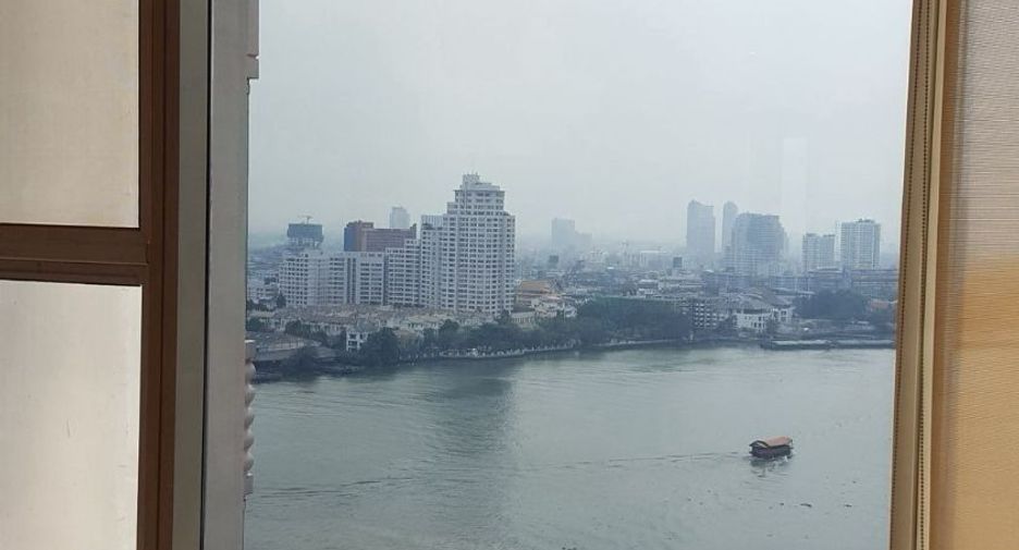 For rent 3 bedrooms condo in Bang Kho Laem, Bangkok