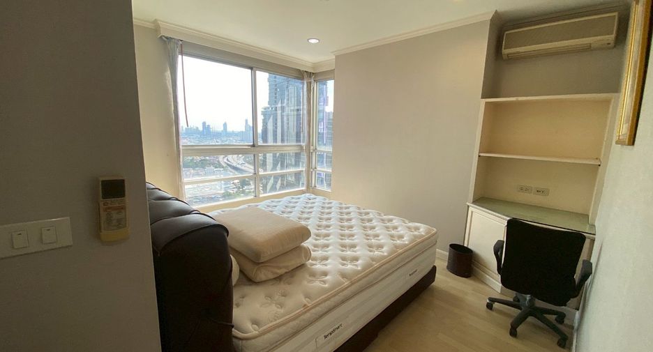For rent 2 bedrooms condo in Sathon, Bangkok