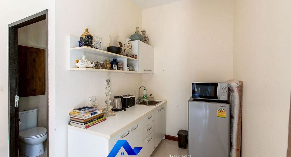 For rent 4 bedrooms villa in Cha Am, Phetchaburi