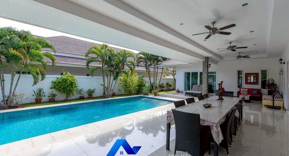 For rent 4 bedrooms villa in Cha Am, Phetchaburi