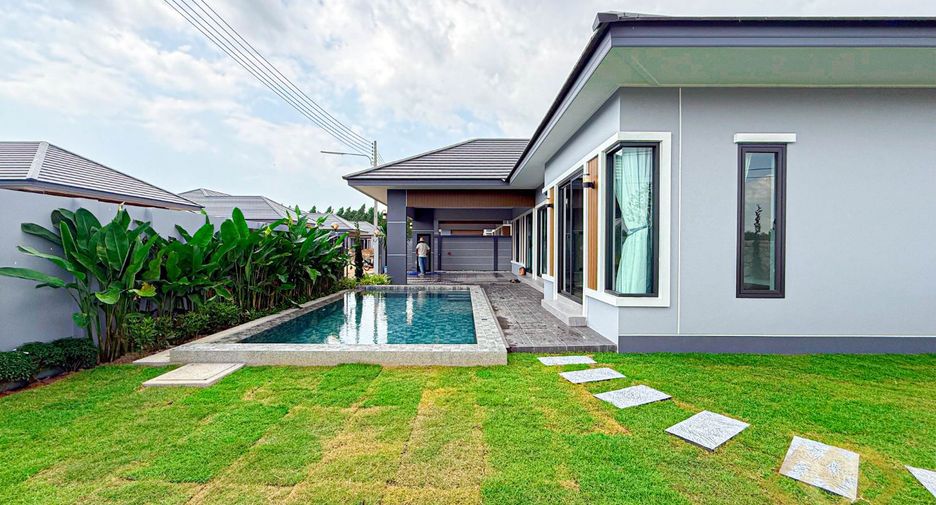 For sale 3 bedrooms house in Huay Yai, Pattaya