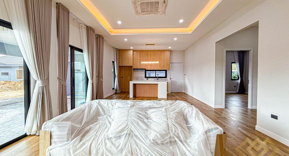 For sale 3 bedrooms house in Huay Yai, Pattaya