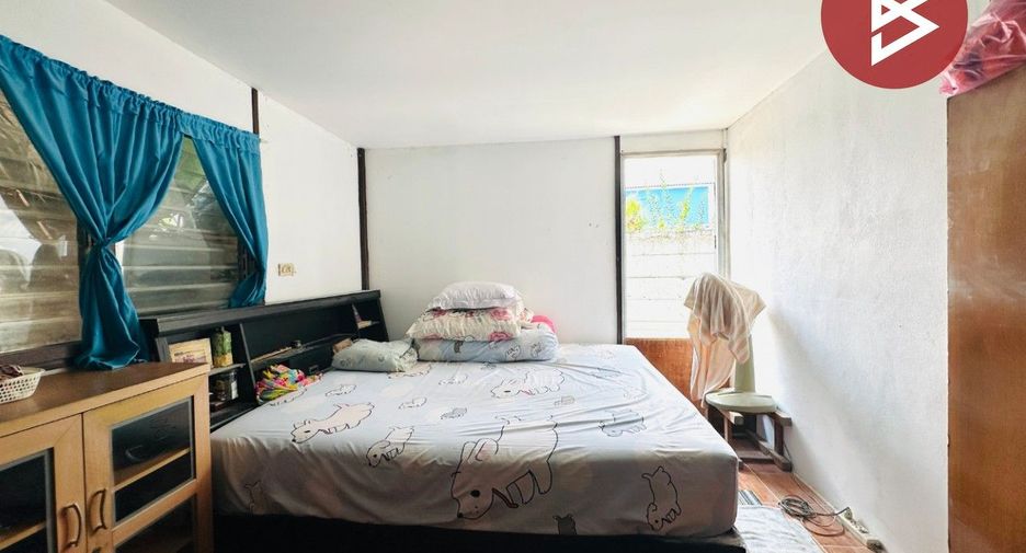 Casa adosada en venta de 4 habitaciones en Mueang Samut Prakan, Samut Prakan