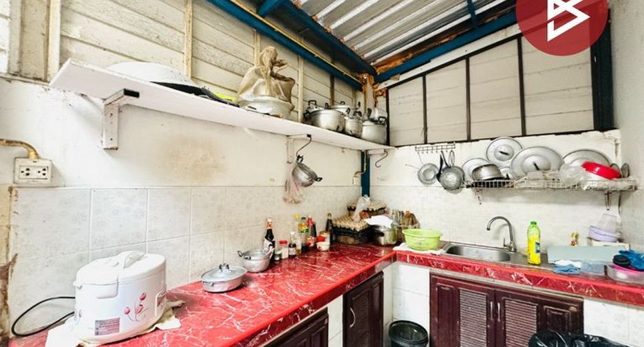 Casa adosada en venta de 4 habitaciones en Mueang Samut Prakan, Samut Prakan