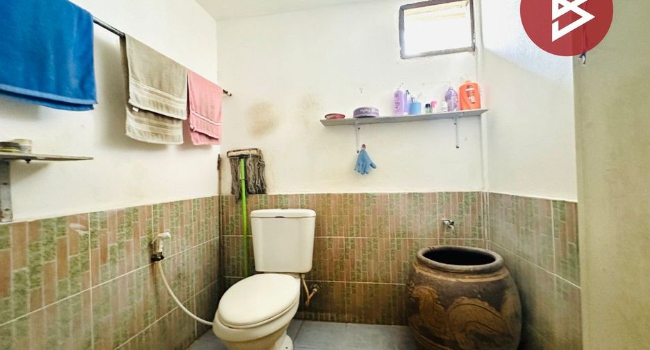 Casa adosada en venta de 4 habitaciones en Mueang Samut Prakan, Samut Prakan