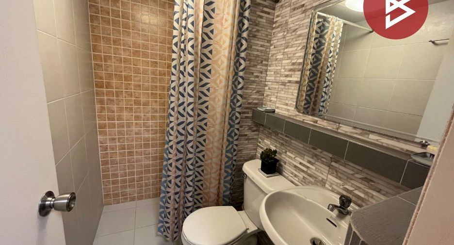 For sale 1 bed condo in Mueang Chon Buri, Chonburi