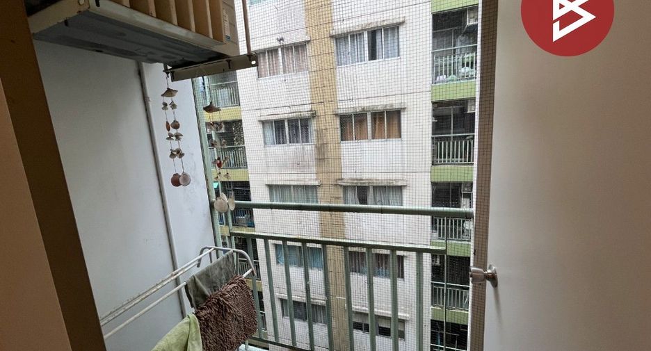 For sale 1 bed condo in Mueang Chon Buri, Chonburi
