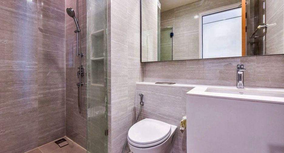 For rent 1 bed condo in Sathon, Bangkok