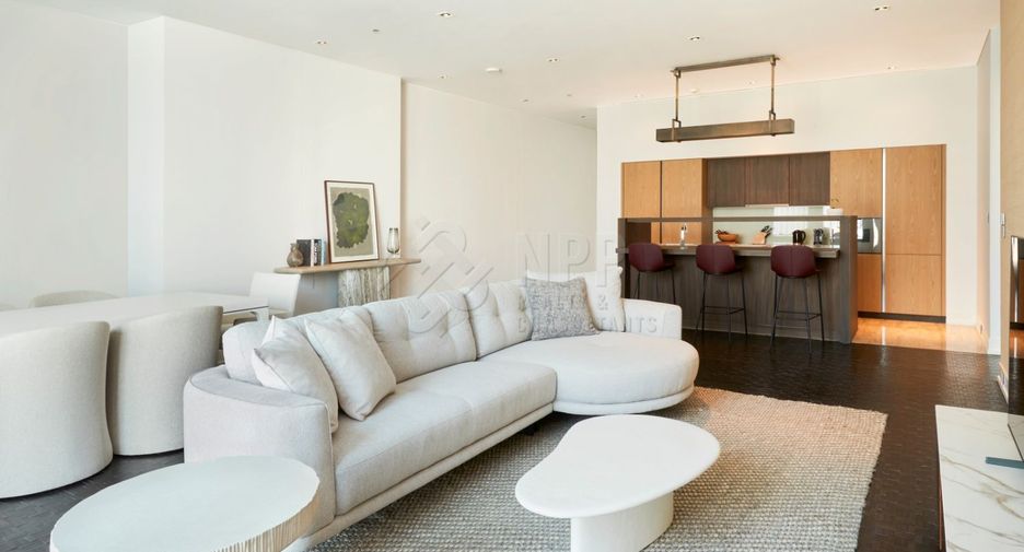 For sale 3 bedrooms condo in Sathon, Bangkok