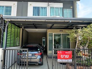 For sale 3 bedrooms townhouse in Mueang Pathum Thani, Pathum Thani