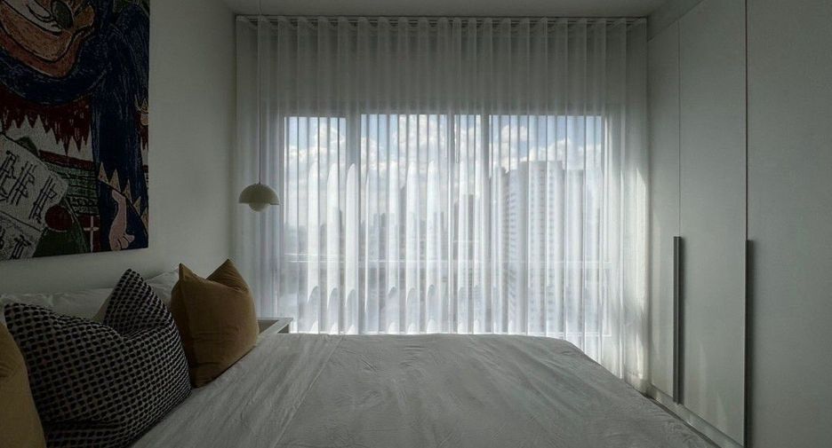 For rent 2 bedrooms condo in Sathon, Bangkok