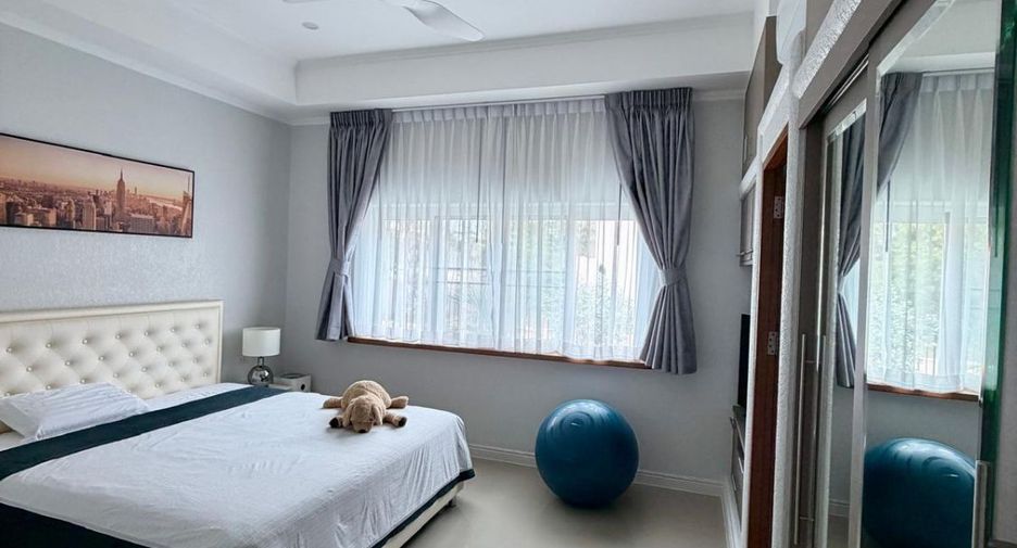 For sale 3 bedrooms house in East Pattaya, Pattaya
