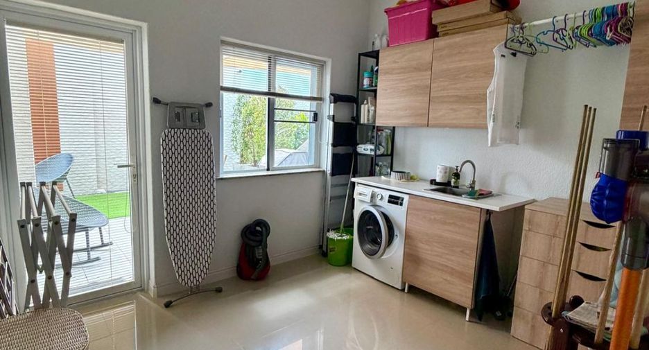 For sale 3 bedrooms house in East Pattaya, Pattaya
