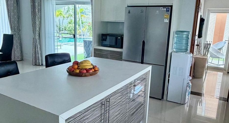 For sale 3 bedrooms house in East Pattaya, Pattaya