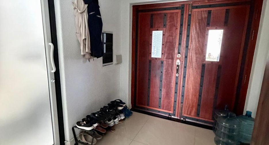 For sale 3 bedrooms house in East Pattaya, Pattaya
