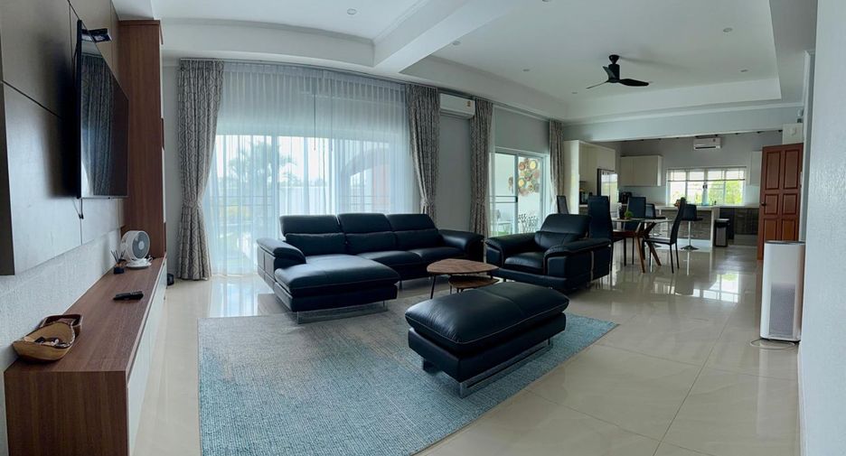 For sale 3 bedrooms house in East Pattaya, Pattaya