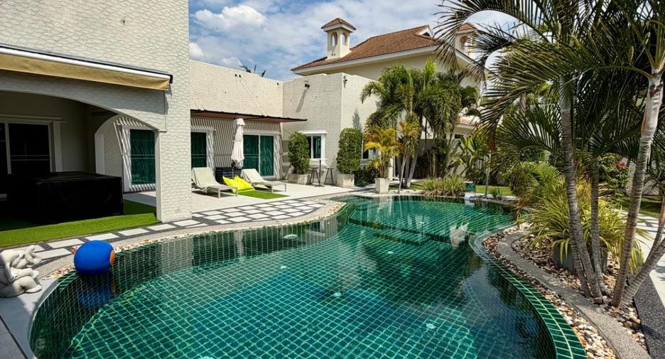 For sale 3 bedrooms house in East Pattaya, Pattaya