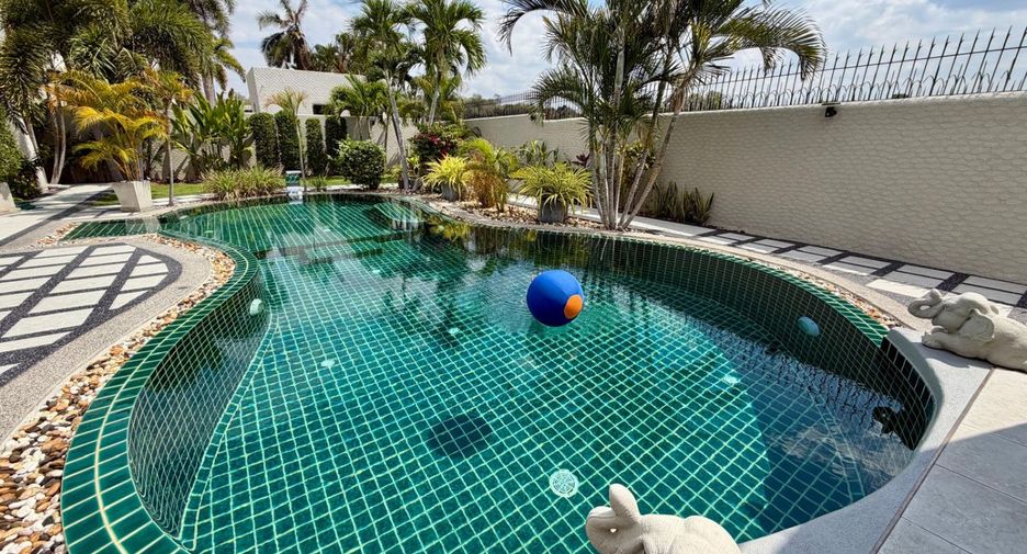 For sale 3 bedrooms house in East Pattaya, Pattaya