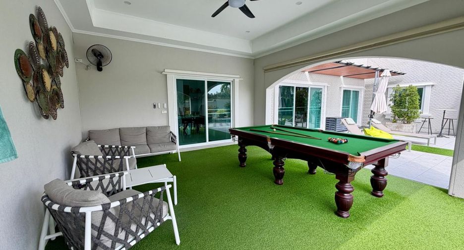 For sale 3 bedrooms house in East Pattaya, Pattaya