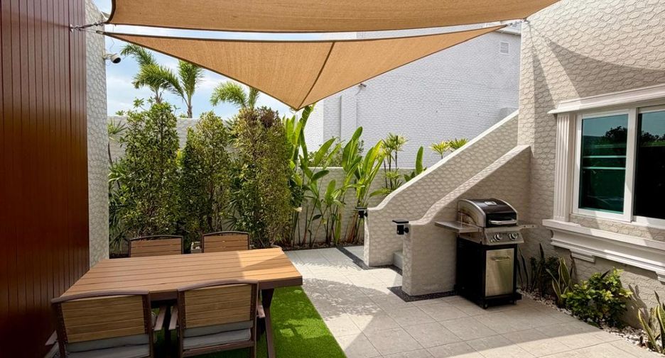 For sale 3 bedrooms house in East Pattaya, Pattaya