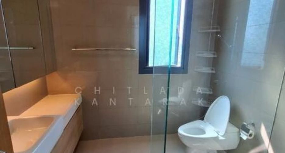 For sale 4 bedrooms condo in Yan Nawa, Bangkok