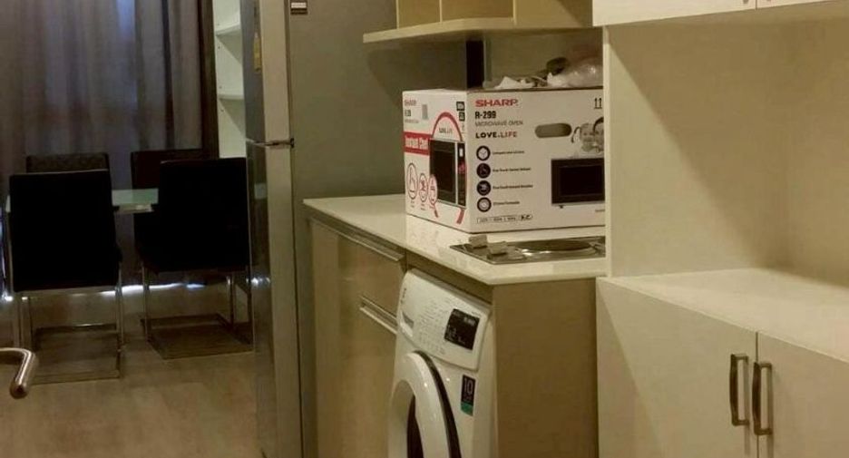 For rent 2 bedrooms condo in Ratchathewi, Bangkok