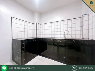 For sale 2 bedrooms townhouse in Phra Khanong, Bangkok