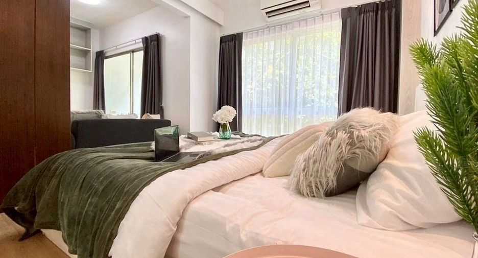 For sale 1 bed condo in Suan Luang, Bangkok