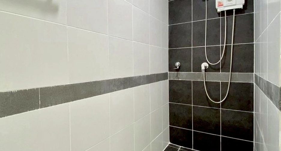 For sale 1 bed condo in Suan Luang, Bangkok