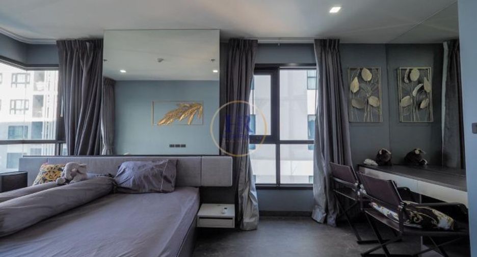 For sale 2 bedrooms condo in South Pattaya, Pattaya