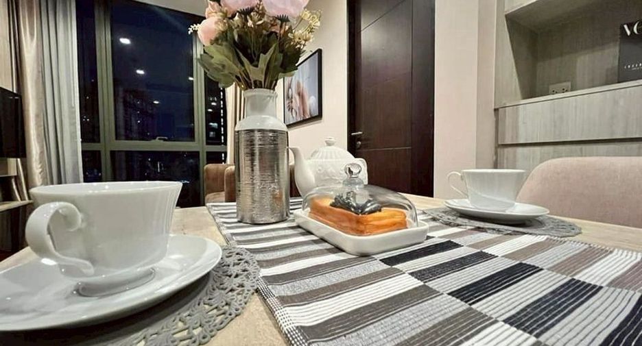 Condo en alquiler de 1 habitaciones en Pathum Wan, Bangkok