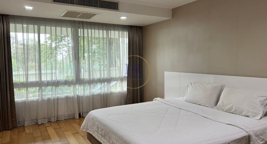 For sale 2 bedrooms condo in Pratumnak, Pattaya