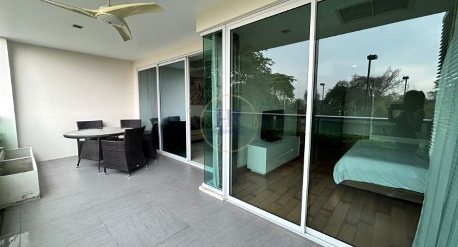 For sale 2 bedrooms condo in Pratumnak, Pattaya