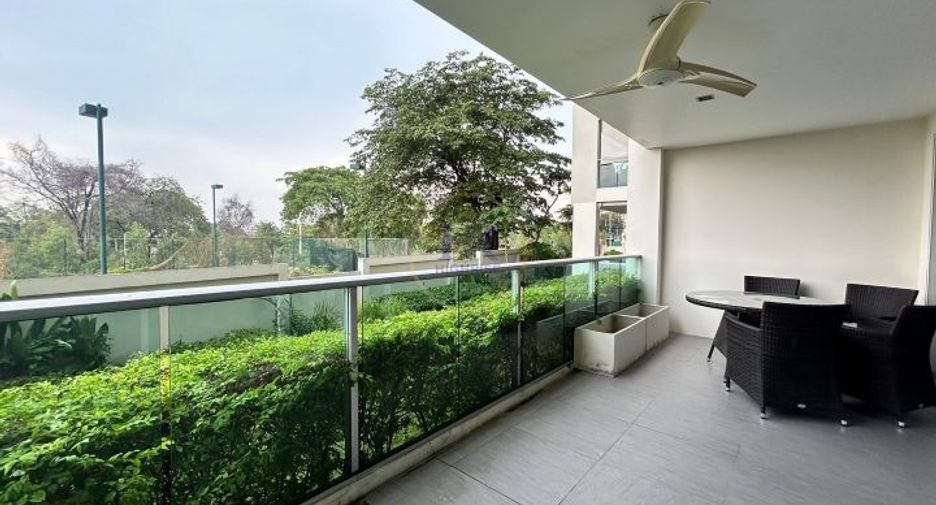 For sale 2 bedrooms condo in Pratumnak, Pattaya