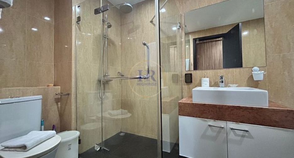 For sale 2 bedrooms condo in Pratumnak, Pattaya