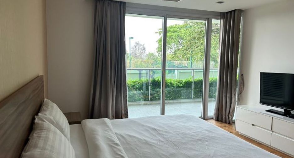 For sale 2 bedrooms condo in Pratumnak, Pattaya