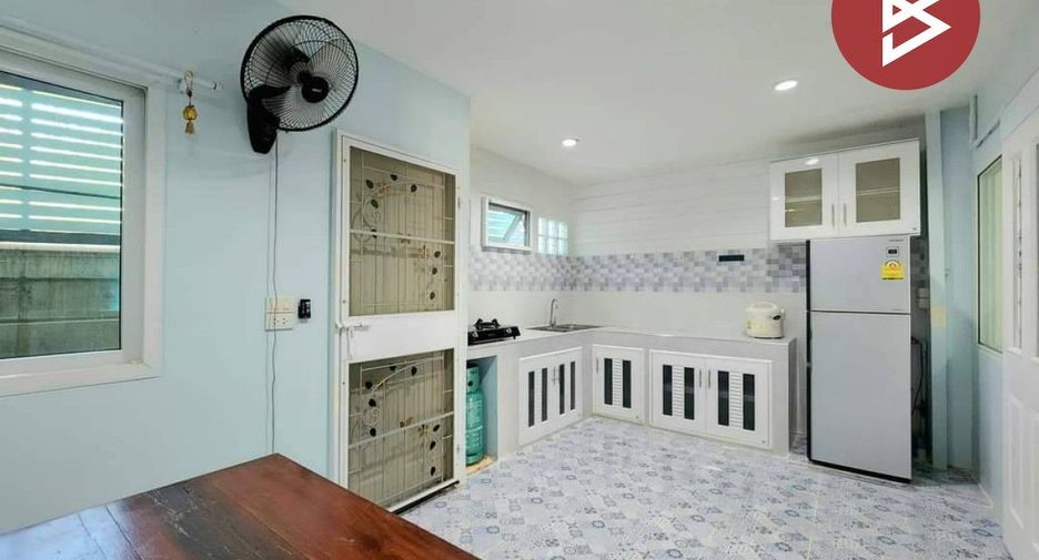 For sale 4 bedrooms townhouse in Pak Kret, Nonthaburi